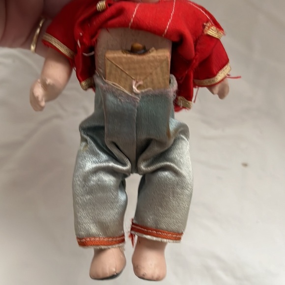 Doll. Vintage/antique. Quite unique. - Picture 10 of 13